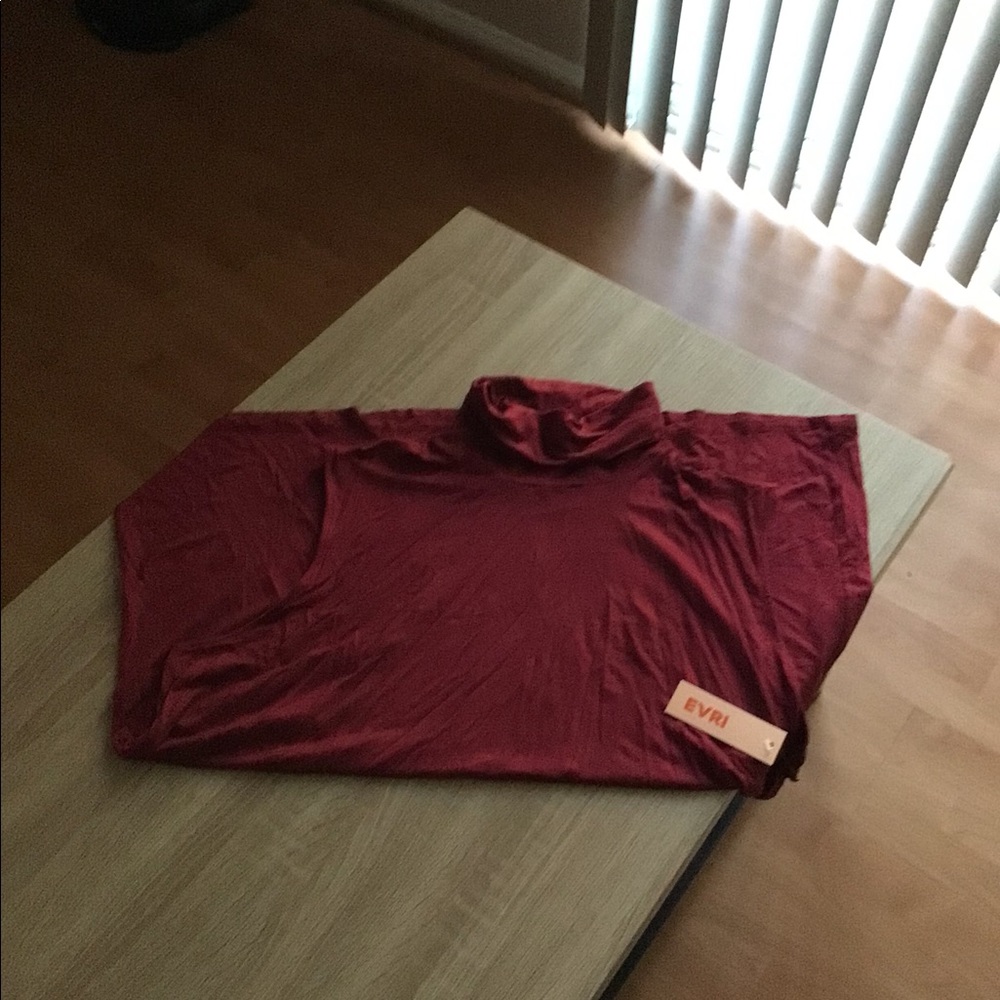 Evri Turtleneck sleeveless Shirt